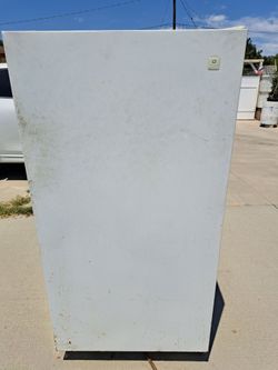 Free broken fridge