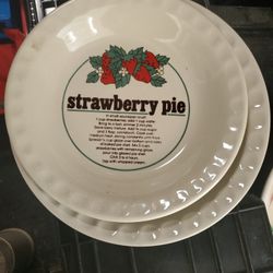Strawberry Pie Ceramic Plate.   /  Plato Con Receta De Pie De  Fresa