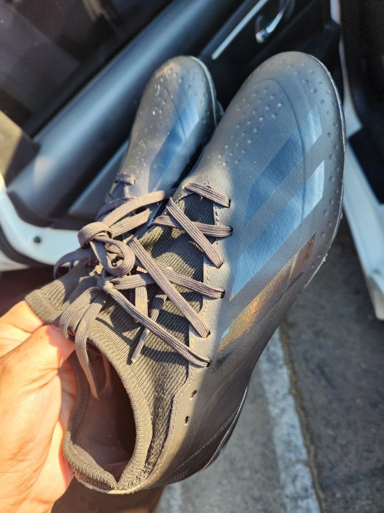 Addidas Cleats Semi New