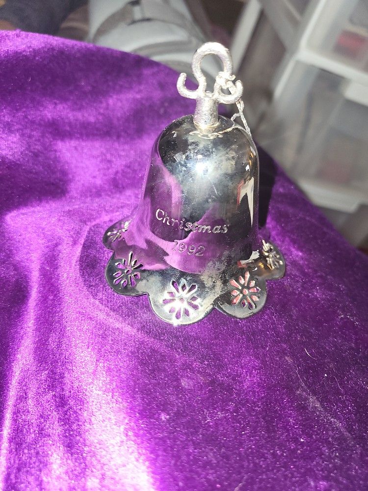 Towle 1992 Christmas Bell