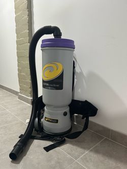 vacuum cleaner, new and unused (ProTeam brand)