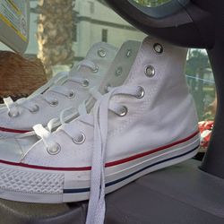 Size 8 men's chucks