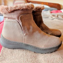 Bare Traps Boots