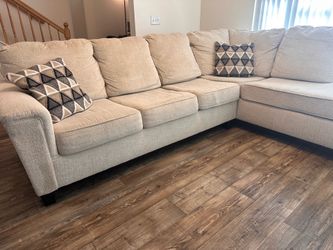 Sectional couch