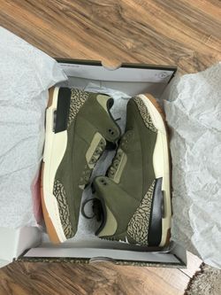 Men’s size 13 Jordan 3 Shoes