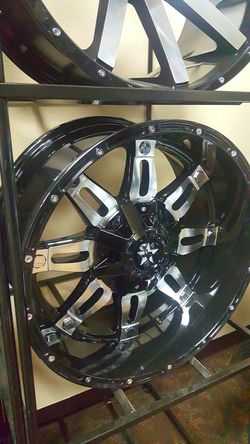 Rines dfd con llantas Rockstar de lodo