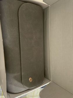 T3 Exclusive Aire 360 Luxe Carrying Case (Sugar Plum)