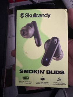Skull candy smokin buds