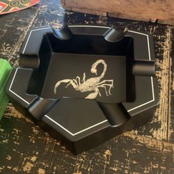 New Camacho Black Scorpion 6 Cigar Ash Tray Made From Melamine Metal New And Large