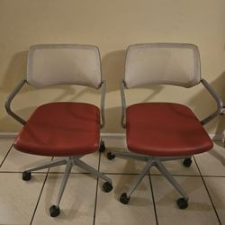 Office Chairs 