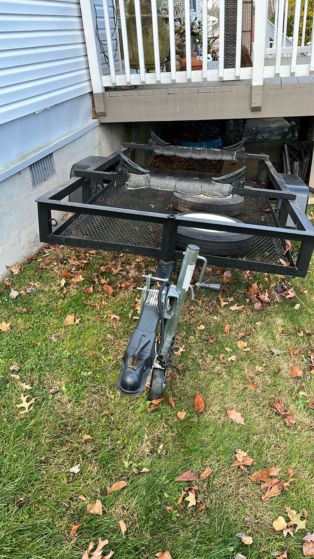 4x8 Utility Trailer 700.00