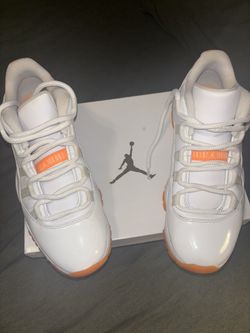 Jordan 11 Low (Citrus)