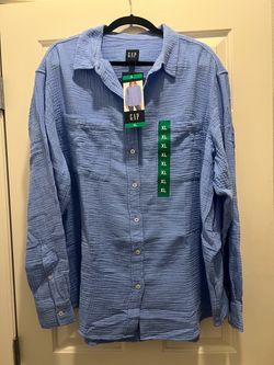 Gap Women's Blue Button-Down Shirt XL