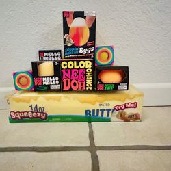 Needoh Fun Pack With Color Changing Egg And Groovy Glob