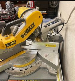 Dewalt 12 inch Miter Saw Double Sided