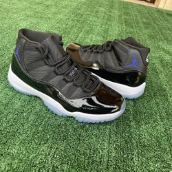 Jordan 11 Space Jam 