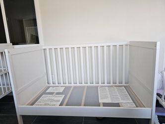 Ikea Sundvik Crib