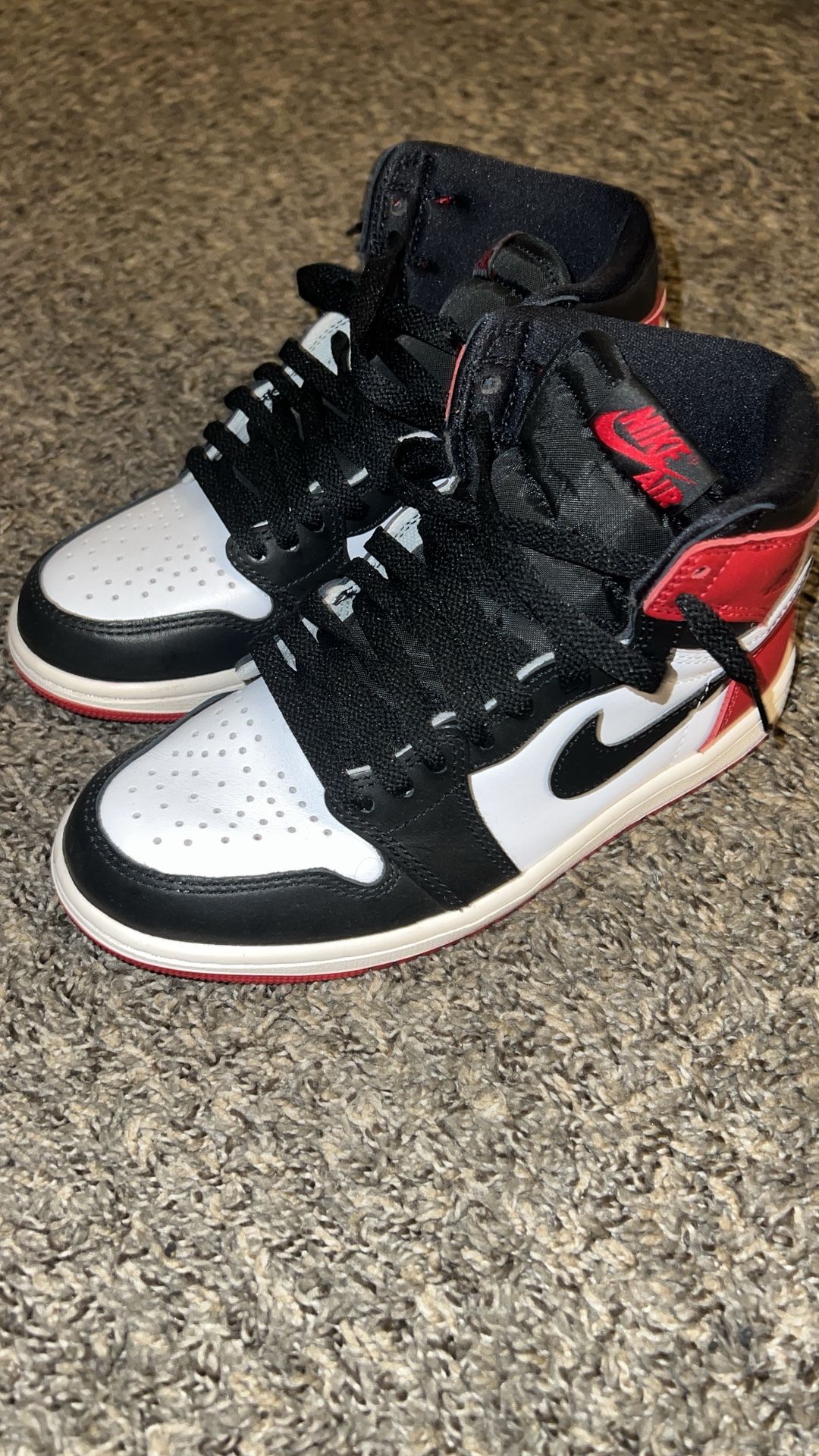 Jordan 1 High top Size 5y 10/10 Condition $100