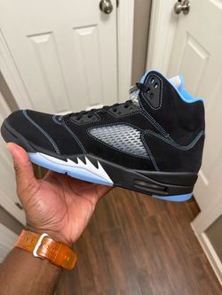 Air Jordan 5 University Blue