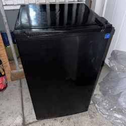 Mini Refrigerator 
