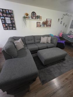 Grey sectional (AS IS)