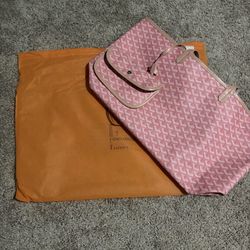 Pink dust bag and card holder