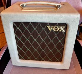 Vox AC4TV8