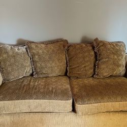  Sofa and Loveseat Set (2 Pieces) for Sale