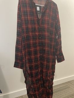 Fashion Nova. Size S. Never worn. With tag.