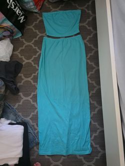 XS Teal Two-Piece Tube Top and Maxi Skirt Set