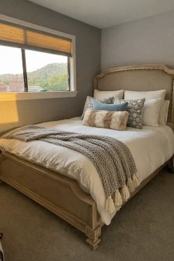 Queen Size Bed Frame With Head Board