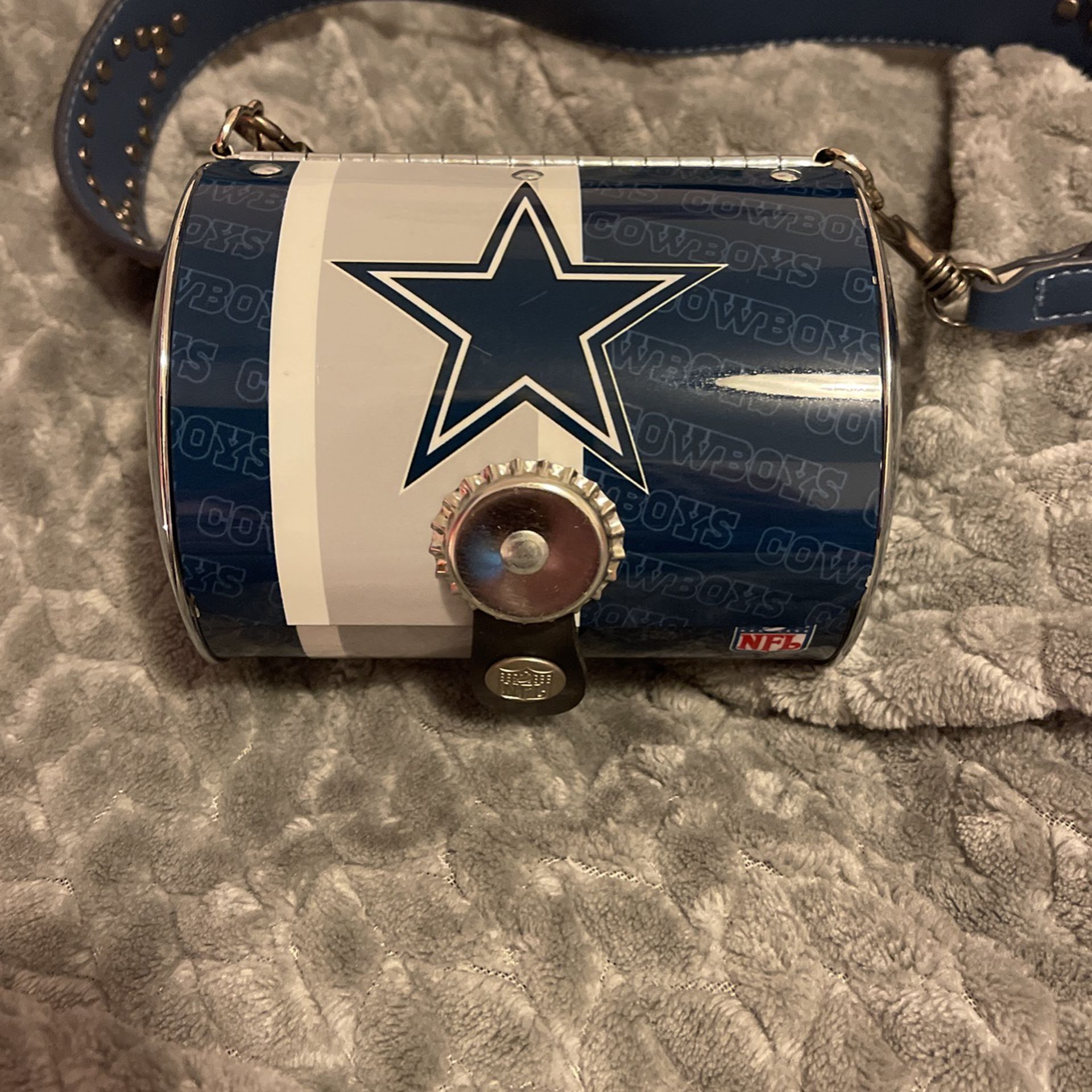 ProFANity Collectors Dallas Cowboys Metal bag