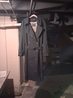 Ralph Lauren Trench Coat, Size 46R, $150
