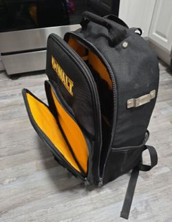 DEWALT BACKPACK PERFECT CONDITION