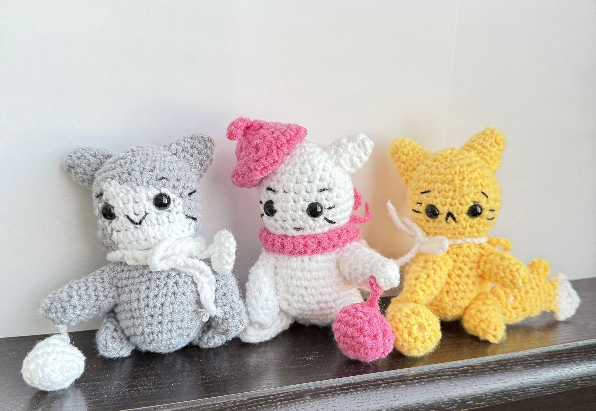 Handmade Amigurumi Cat Trio β Crochet Plush Set (3 pcs)