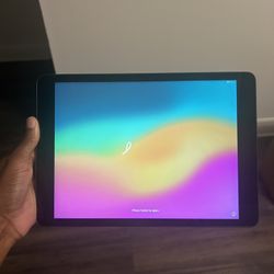 iPad 9th Generation - 64GB (Wi-Fi) - Like New