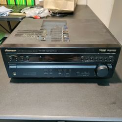 Pioneer VSX-D458 Home Theater Receiver 