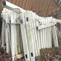 Used Vinyl Fencing Panels