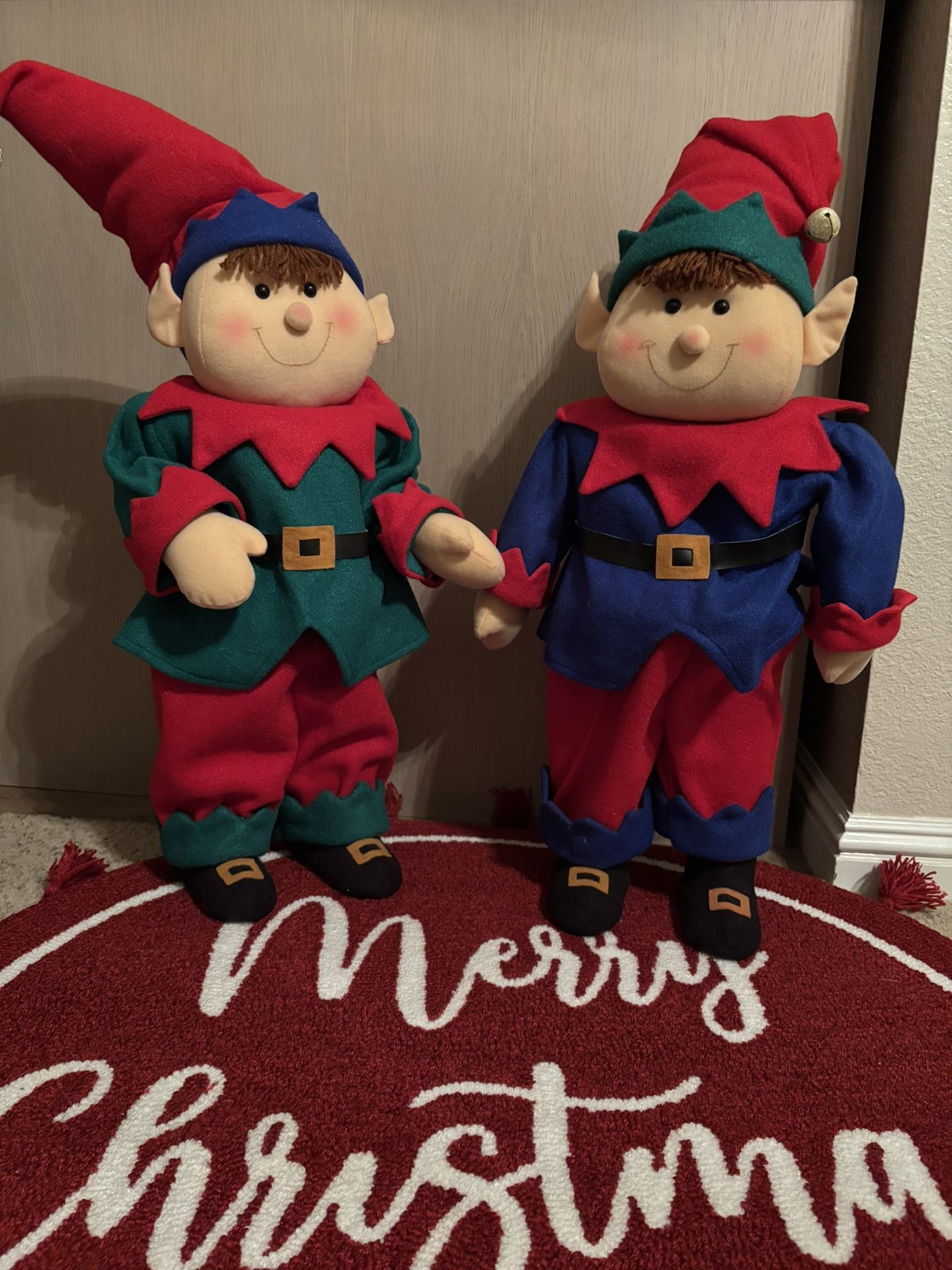 Set Of Elves