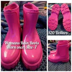 Womans Rain Boots Size-7