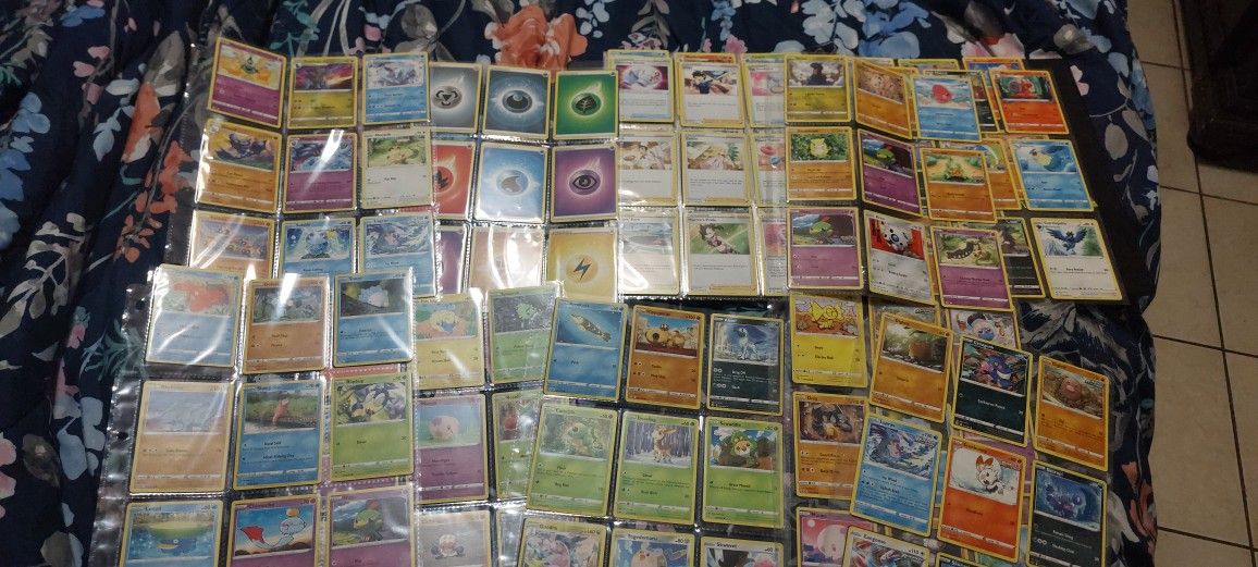 Pokemon Cards 10 Sleves Back And Front Lot Of 180cards