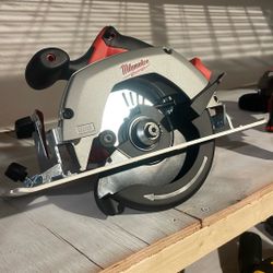 New Milwaukee M18   CIRCULAR SAW 61/2 - Tool Only And Only Pick Up 