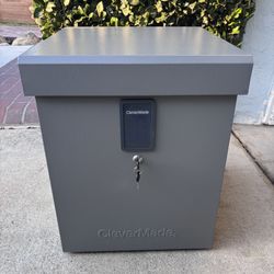 Clevermade Package LockBox