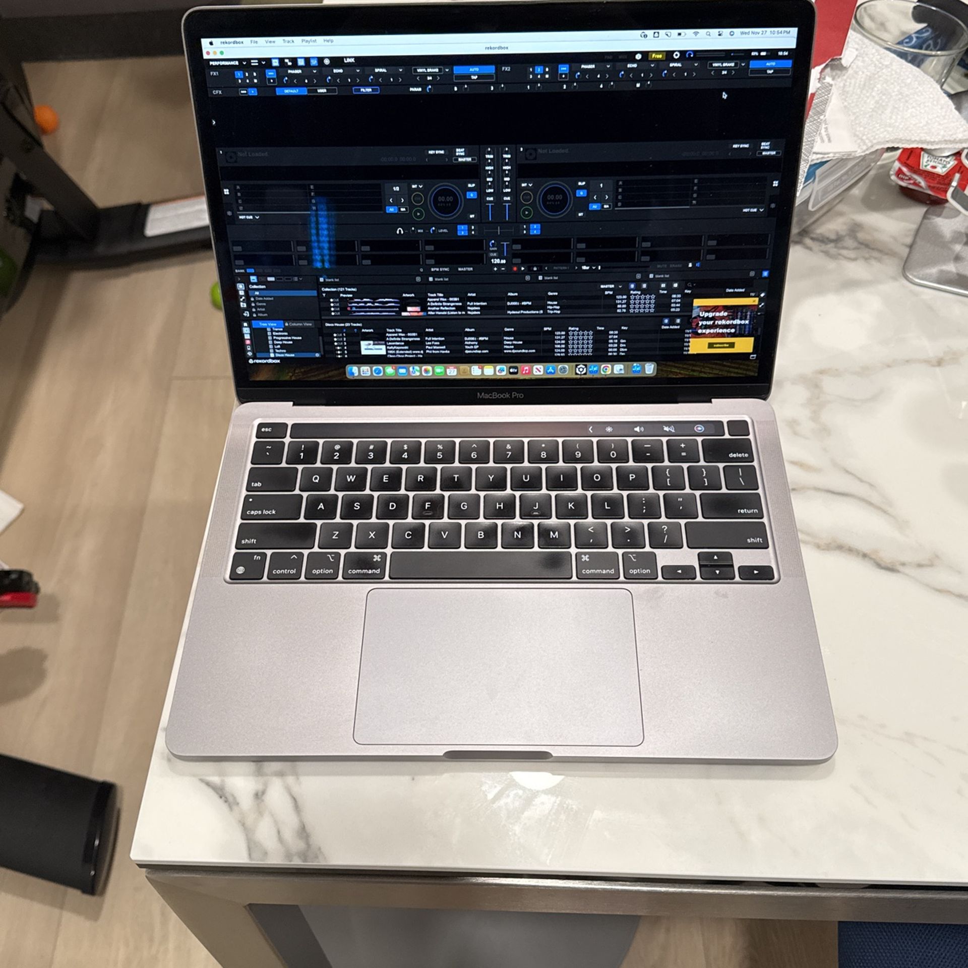 MacBook Pro M1, 8 Cores, 8GB Memory, 256 GB SSD