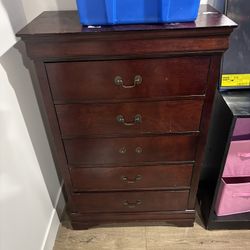 5 Drawer Dresser
