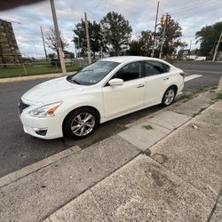 2014 Nissan Altima S ** 3999 Firm ***