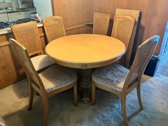 Dining Table set with Leaf Extension & 6 Chairs