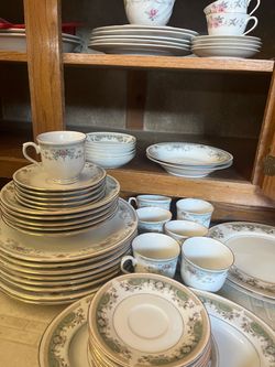 Mixed Floral Fine China Dinnerware Collection