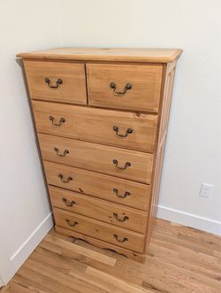 Wood dresser
