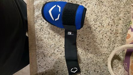 for baseball Elbow, guard, and leg guard for baseball